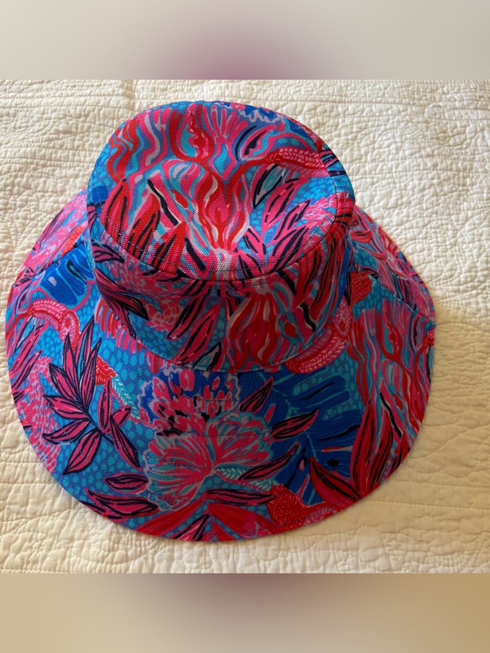 NWOT - Lilly Pulitzer Canvas Beach Hat